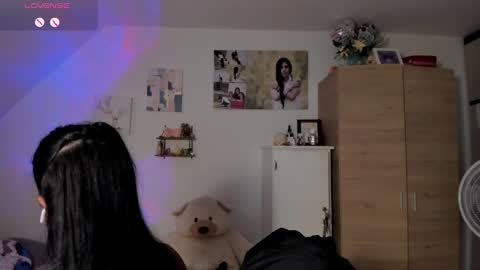 Snapshot of cristamunez chatting on 20, 5, 2026 veronika online show from 20, 5, 2026