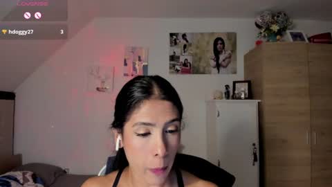 Snapshot of cristamunez chatting on 14, 6, 2026 veronika online show from 14, 6, 2026