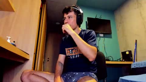 Snapshot of cristian_ortiz_1 chatting on 11, 6, 2026 Cristian online show from 11, 6, 2026