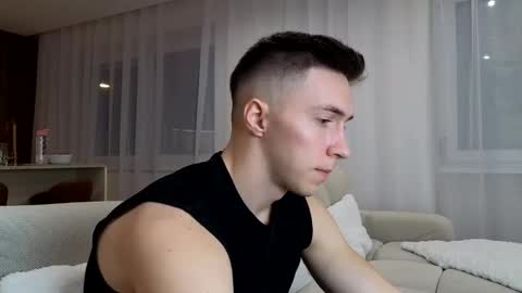 CristianoHailey online show from 8, 3, 2025