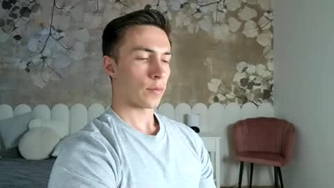 Snapshot of cristianovilla chatting on 6, 6, 2026 CristianoHailey online show from 6, 6, 2026