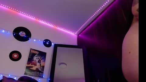 Christina online show from 13, 2, 2025