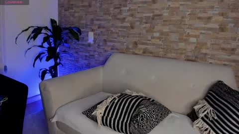 Snapshot of cristina_fernando chatting on 19, 12, 2024 soycriss online show from 19, 12, 2024