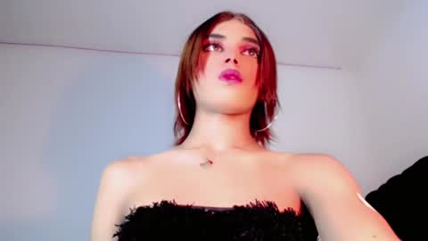 Cristinadollsex online show from 5, 1, 2025