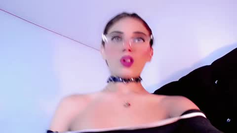 Cristinadollsex online show from 20, 1, 2025