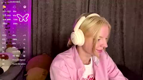 Snapshot of cristinekondo chatting on 16, 7, 2026 Marry online show from 16, 7, 2026