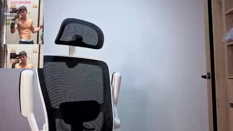 cristopher23  online show from 8, 10, 2025