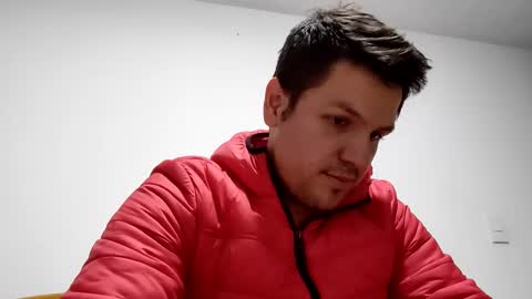 cristopher3042 online show from 8, 3, 2025