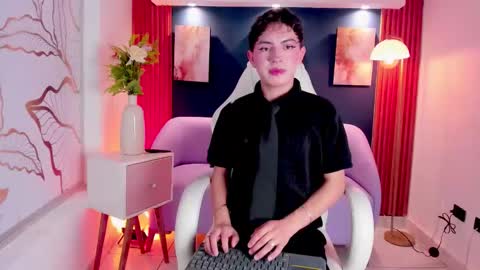 Cristopher  online show from 19, 3, 2026