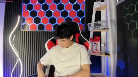 Cristopher  online show from 27, 4, 2026