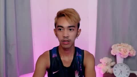 Snapshot of crocodale chatting on 11, 11, 2025 crocodale online show from 11, 11, 2025