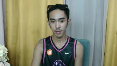 crocodale online show from 8, 4, 2026