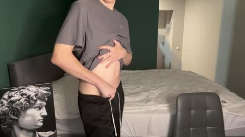 Snapshot of cronck52 chatting on 21, 11, 2025 cronck52 online show from 21, 11, 2025