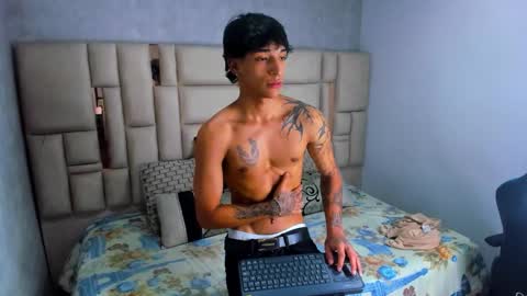 Snapshot of croy_myer chatting on 12, 3, 2026 Croy online show from 12, 3, 2026