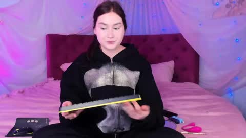 Snapshot of cruelkittty chatting on 11, 5, 2026 Kitty online show from 11, 5, 2026