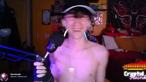 CryptidTwink online show from 28, 4, 2026