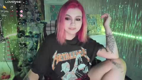 Snapshot of cryptobjgirlv2 chatting on 6, 12, 2024 Lilith online show from 6, 12, 2024