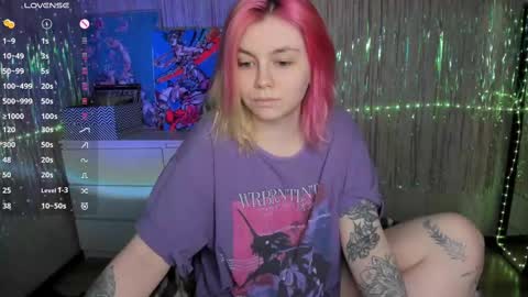 Snapshot of cryptobjgirlv2 chatting on 21, 2, 2025 Lilith online show from 21, 2, 2025