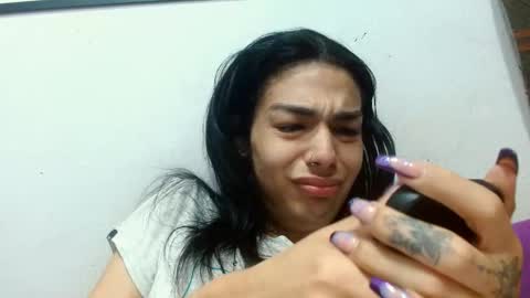 Instagram cristal espinosa1 online show from 8, 12, 2024