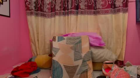 Instagram cristal espinosa1 online show from 18, 1, 2025