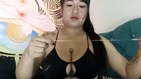 Snapshot of crystal_669 chatting on 14, 10, 2025 carol online show from 14, 10, 2025