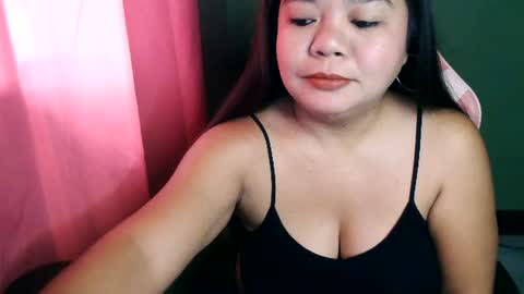 Snapshot of crystal_april chatting on 25, 6, 2026 Crys online show from 25, 6, 2026