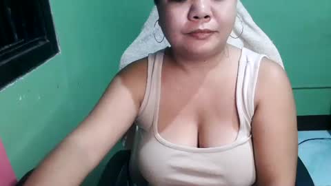 Snapshot of crystal_april chatting on 27, 6, 2026 Crys online show from 27, 6, 2026