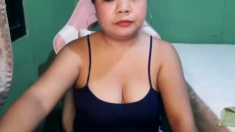 Snapshot of crystal_april chatting on 22, 7, 2026 Crys online show from 22, 7, 2026