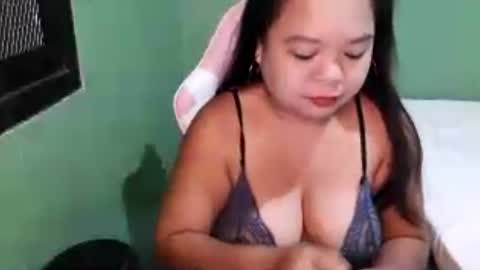 Snapshot of crystal_april chatting on 1, 8, 2026 Crys online show from 1, 8, 2026
