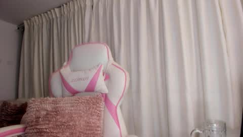 angie  online show from 15, 2, 2026