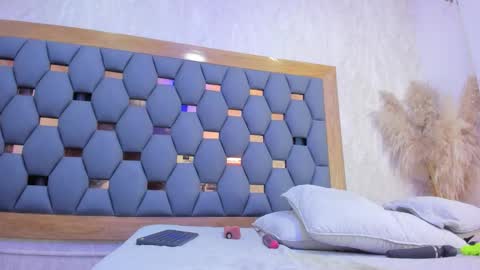 crystal_sm online show from 23, 12, 2025