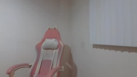 Crystal Blaze online show from 18, 12, 2025