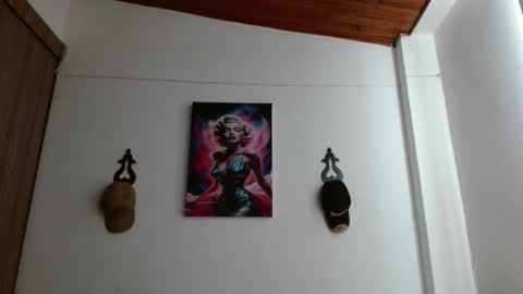 Crystal Blaze online show from 26, 4, 2026