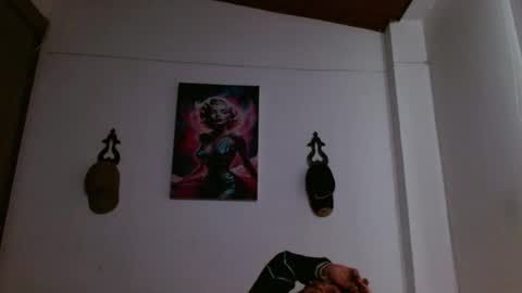 Crystal Blaze online show from 27, 4, 2026