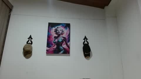 Crystal Blaze online show from 28, 4, 2026