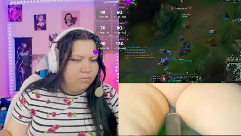 Snapshot of crystal_velvet01 chatting on 9, 4, 2026 crystal online show from 9, 4, 2026