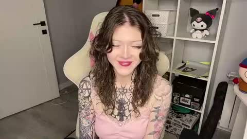 Luna online show from 9, 7, 2026