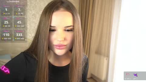 Snapshot of crystall_bliss chatting on 14, 10, 2025 Nika online show from 14, 10, 2025