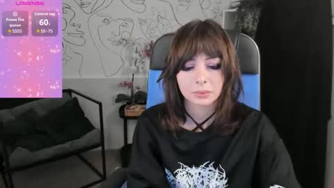 crystallbloom online show from 16, 9, 2025