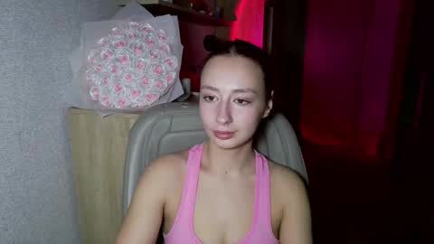 Snapshot of crystallkris chatting on 16, 12, 2024 Kristina online show from 16, 12, 2024