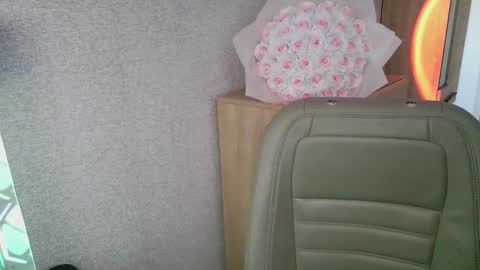 Snapshot of crystallkris chatting on 2, 1, 2025 Kristina online show from 2, 1, 2025