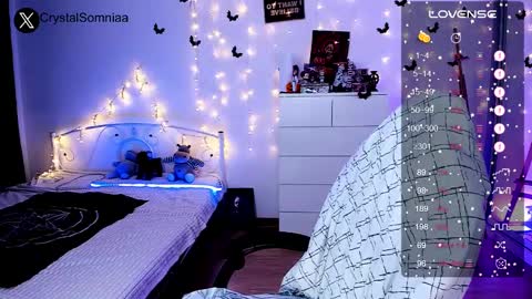 Sasha    Make me moan with patterns   good music here  online show from 19, 1, 2025