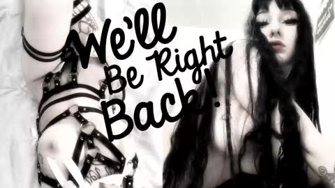 Sasha    Make me moan with patterns   good music here  online show from 12, 10, 2025