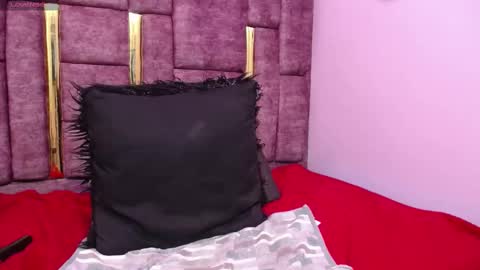 ASHLEY online show from 25, 2, 2025