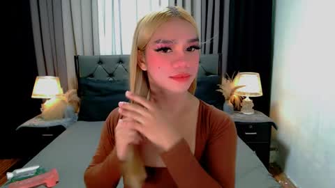 bea takashi  online show from 25, 4, 2026