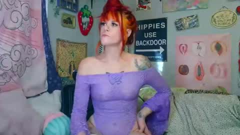 Snapshot of cu2sly chatting on 30, 10, 2025 online show from 30, 10, 2025