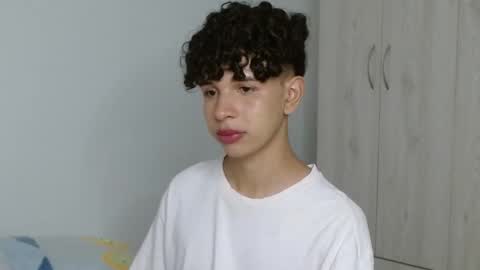 Snapshot of cuddly_twinkie chatting on 1, 2, 2025 Cuddly online show from 1, 2, 2025