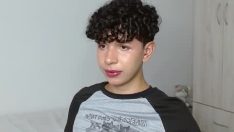 Snapshot of cuddly_twinkie chatting on 20, 2, 2025 Cuddly online show from 20, 2, 2025