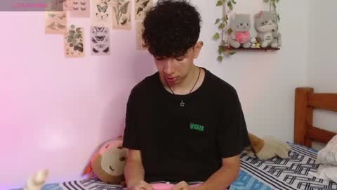 Cuddly online show from 30, 4, 2026