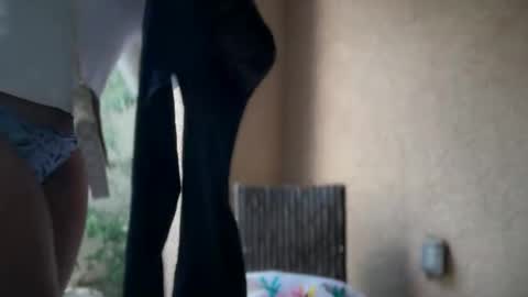 cum2charmxx online show from 5, 11, 2025